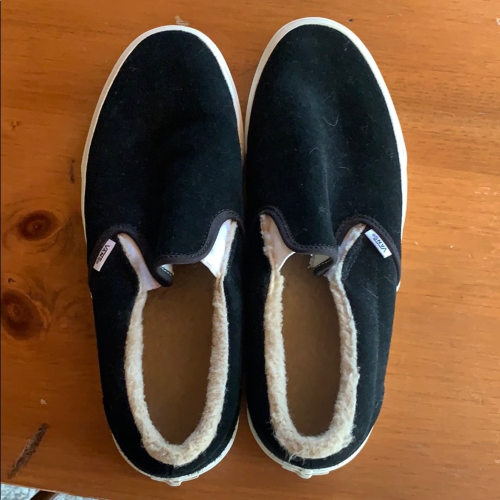 Black Fuzzy slip on  vans size men’s 12